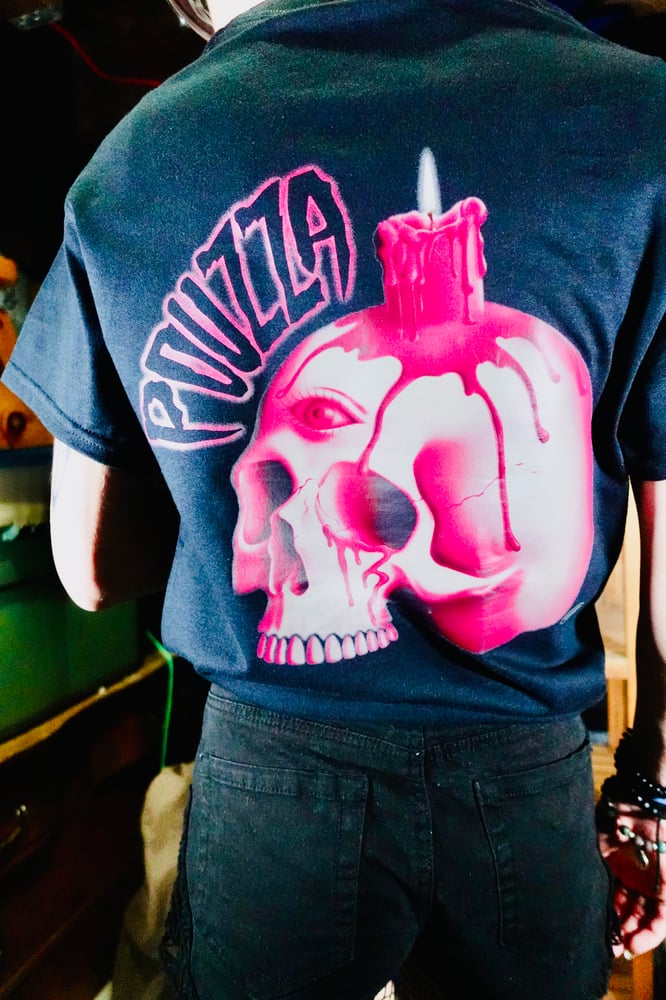 Image de Pouzza " Candle Skull " T-shirt ( PRE ORDER )
