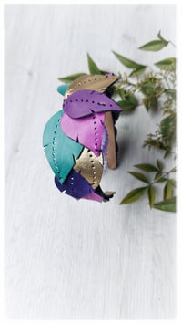 Image 8 of Cerchietto per i capelli artigianale in pelle FOLIAGE HEADBAND - Flora