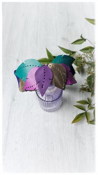 Image 15 of Cerchietto per i capelli artigianale in pelle FOLIAGE HEADBAND - Flora