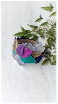 Image 16 of Cerchietto per i capelli artigianale in pelle FOLIAGE HEADBAND - Flora