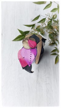 Image 1 of Cerchietto per i capelli artigianale in pelle FOLIAGE HEADBAND - Pasionaria