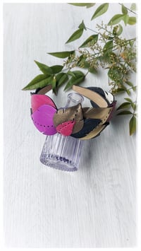 Image 17 of Cerchietto per i capelli artigianale in pelle FOLIAGE HEADBAND - Pasionaria