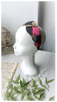 Image 19 of Cerchietto per i capelli artigianale in pelle FOLIAGE HEADBAND - Pasionaria
