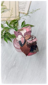 Image 1 of Cerchietto per i capelli artigianale in pelle FOLIAGE HEADBAND - Romanza