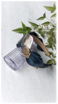 Image 10 of Cerchietto per i capelli artigianale in pelle FOLIAGE HEADBAND - Sogno