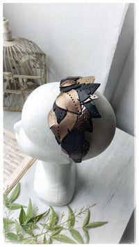 Image 12 of Cerchietto per i capelli artigianale in pelle FOLIAGE HEADBAND - Spleen