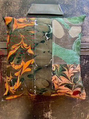 Image of marble cushion - no. 01