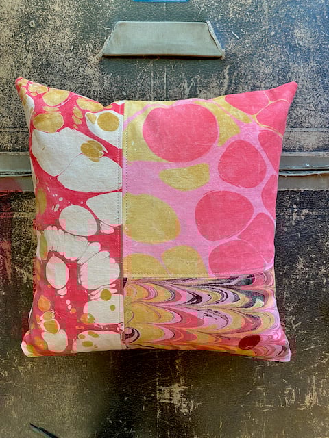 Image of marble cushion - no. 03
