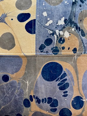Image of marble cushion - no. 05