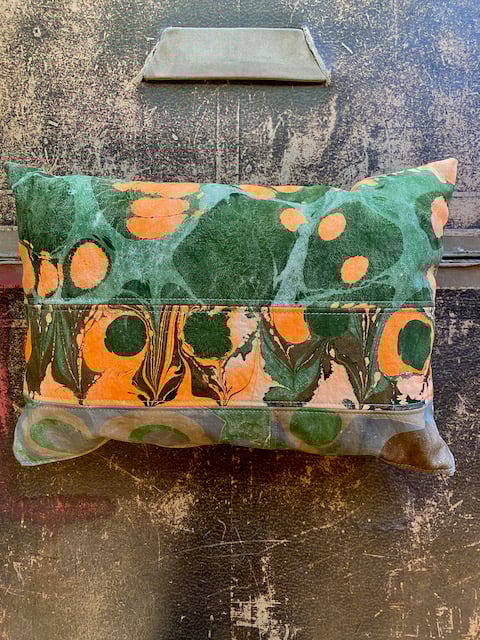 Image of marble cushion - no. 09