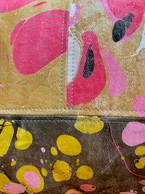 Image of marble cushion - no. 15