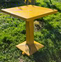 Image 1 of Table Kub Tolix carrée -2