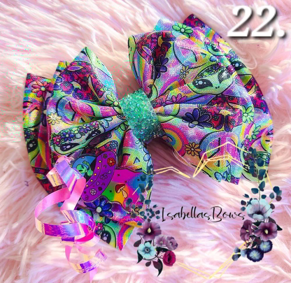 Image of Alien Bows