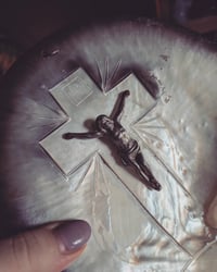 Image 2 of Shell crucifix 