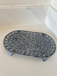 Image 1 of Grey Blue Pot Rest