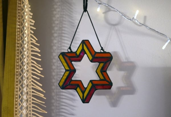 Image of "3D" Geometric Star - Stained Glass