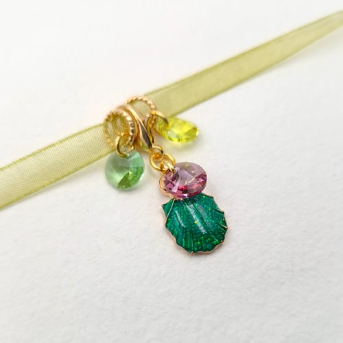 Image of EMERALD SHELLS