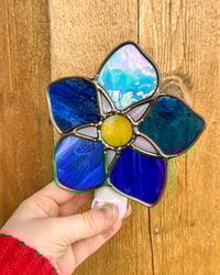 Image 3 of Forget-Me-Not Nightlight no. 1 