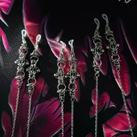 Image 1 of . : + glasses chains + : .