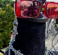 Image 2 of . : + glasses chains + : .