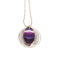 Disc & oval pendant