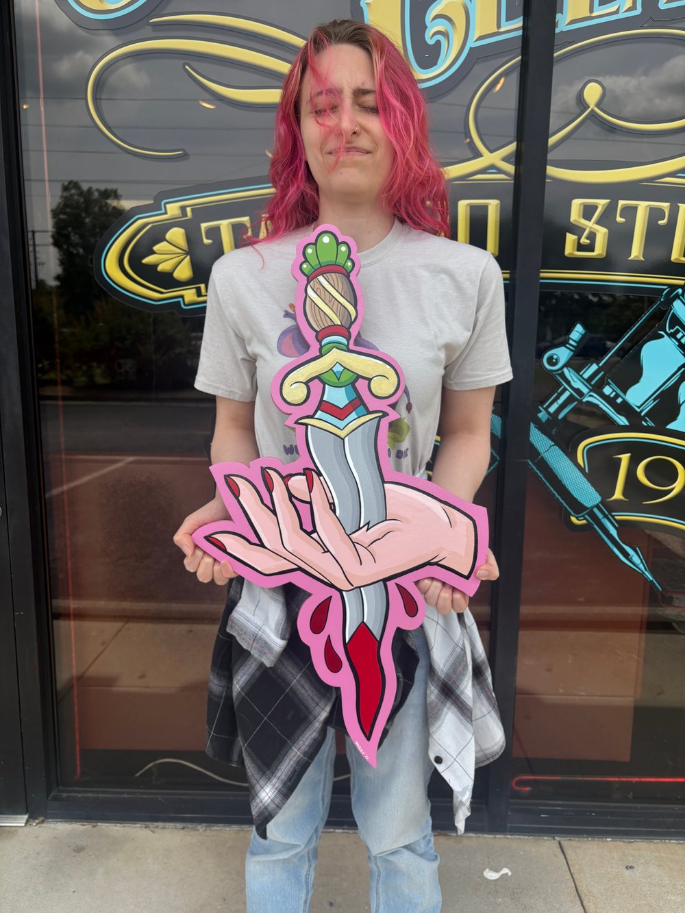 Image of LADY HAND WITH DAGGER