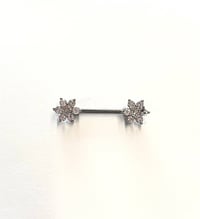 nipple Piercing flowers