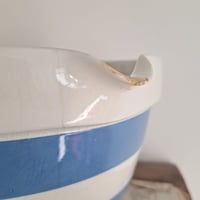 Image 3 of Gorgeous Weathered Vintage Cornishware Mixing Bowl
