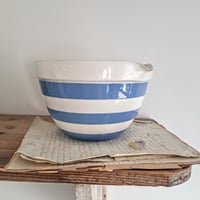 Image 1 of Gorgeous Weathered Vintage Cornishware Mixing Bowl
