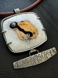Image 2 of Enamel With Pearl Pendant