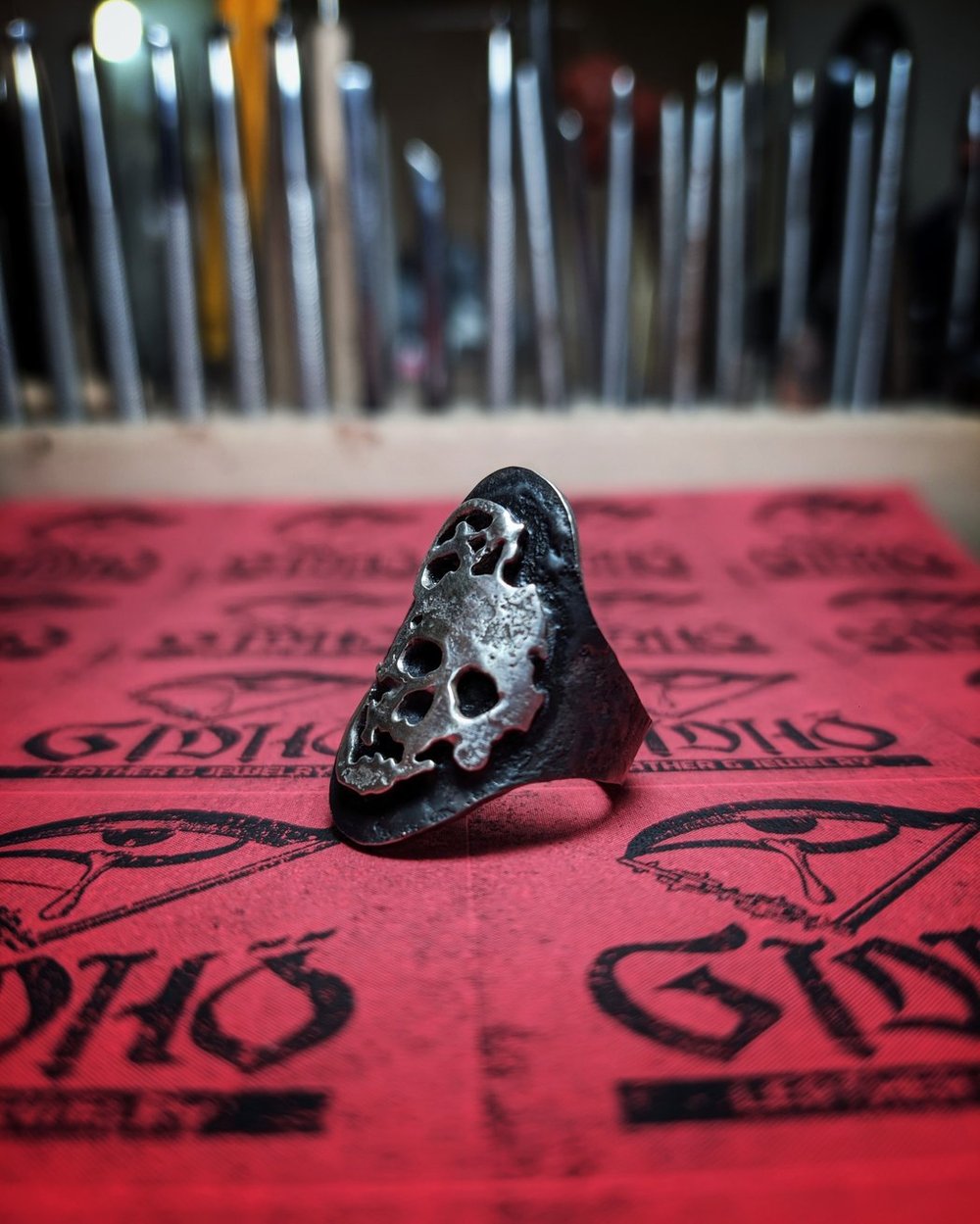 Disclose ring size 8