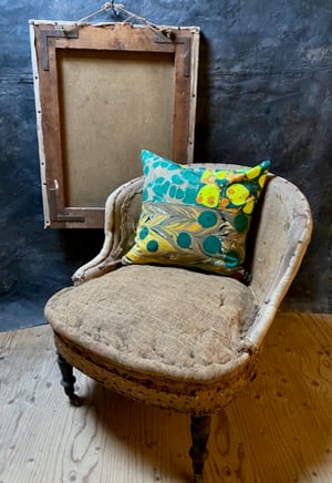 Image of marble cushion - no. 04