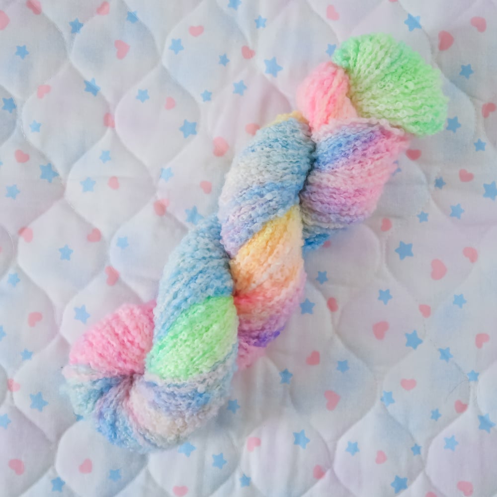 Yarn: Pebbles
