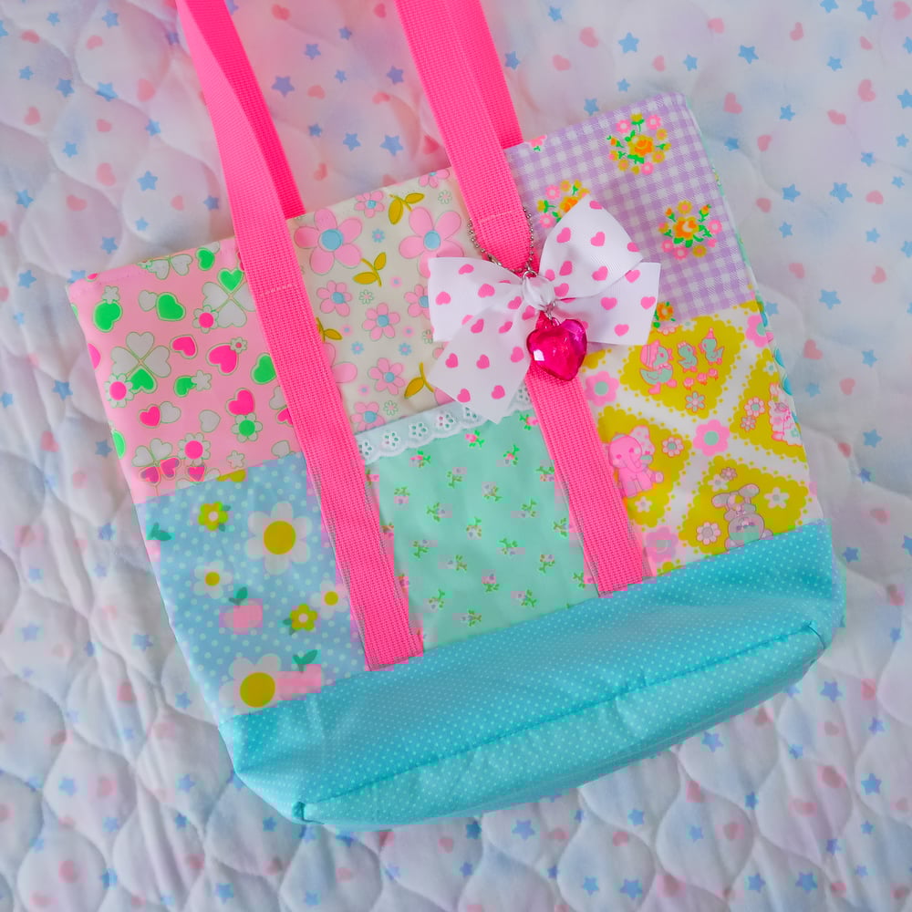 Quilted Tote Bag: 01