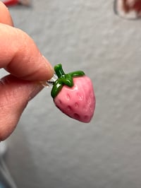 Pink strawberry 