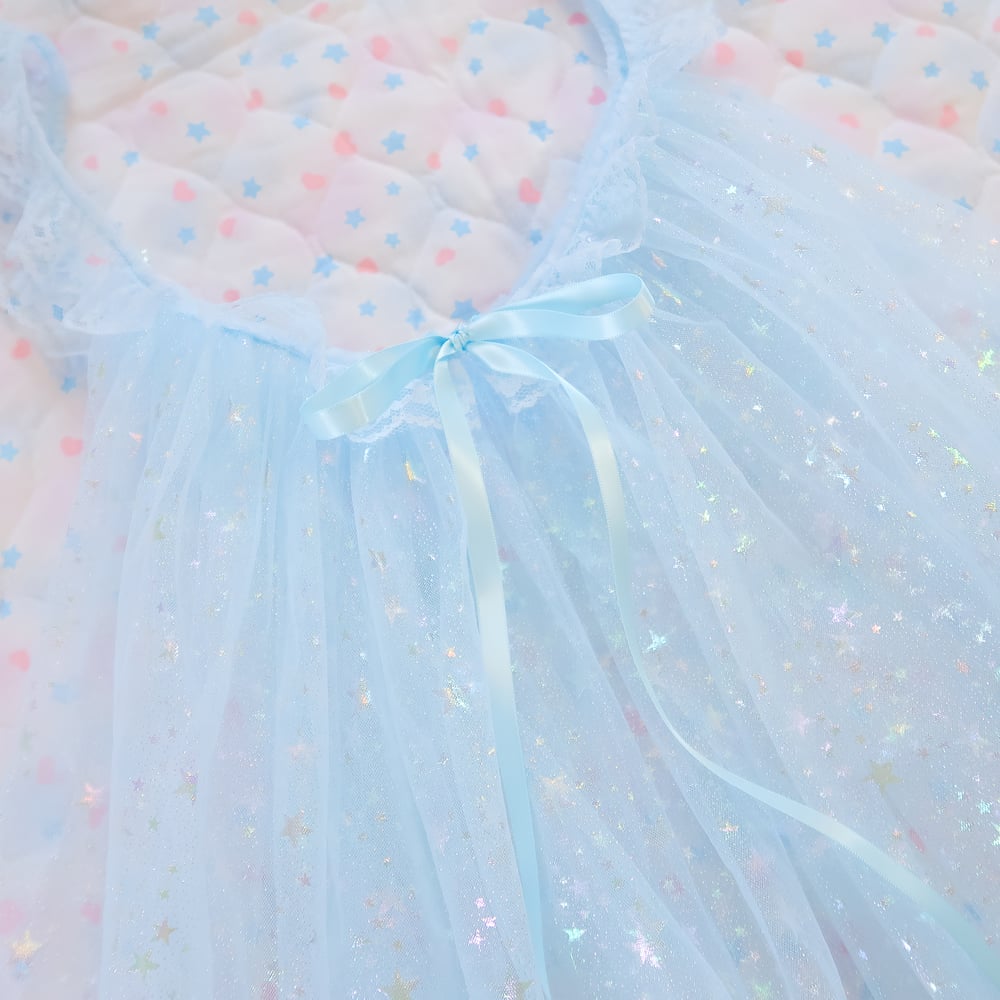 Iridescent Peignoir: Blue