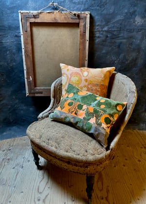 Image of marble cushion - no. 09