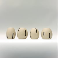 Image 2 of Vase lignes 4