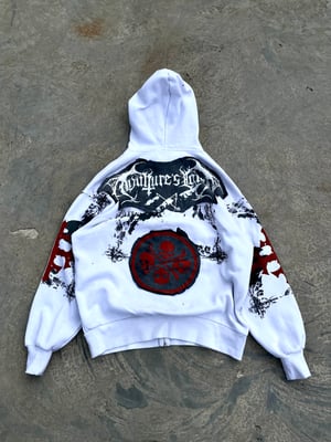 Image of Vultures Lair 1of1 W