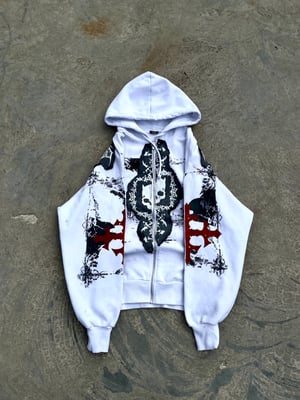 Image of Vultures Lair 1of1 W