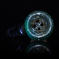 Image 4 of GREEN ENERGY > ICY WHITE SATIN / PURPLE SPARKLE 18MM SLIDE