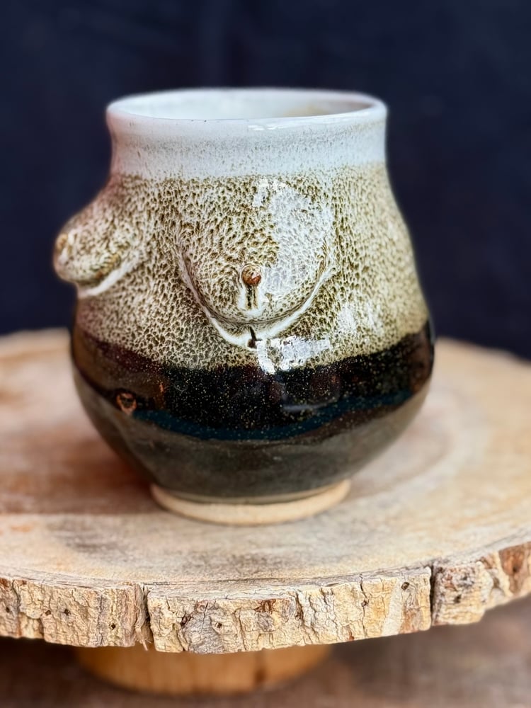 Image of CURVY LADY CUP / 018