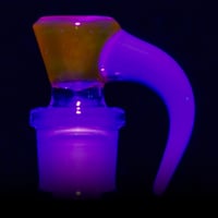 Image 2 of YELLOW OPAL > ICY WHITE SATIN / BLUERAZZBERRYKUSH 18MM SLIDE