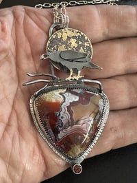 Image 3 of Raven with Crazy Lace Agate
