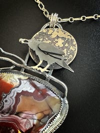 Image 4 of Raven with Crazy Lace Agate