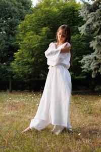Natural linen three piece yoga design