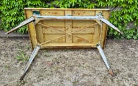 Image 4 of Grande table Tolix pieds compas