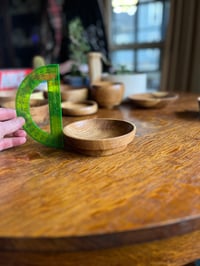 Image 7 of 5.5" WHITE OAK - DEVO DISH - MEDIUM