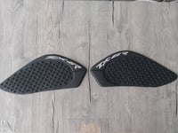 Image 2 of 09 - 16 Kawasaki Zx6r Tank Grips