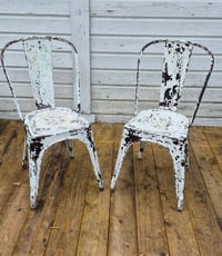 Image 1 of Anciennes chaises Tolix A
